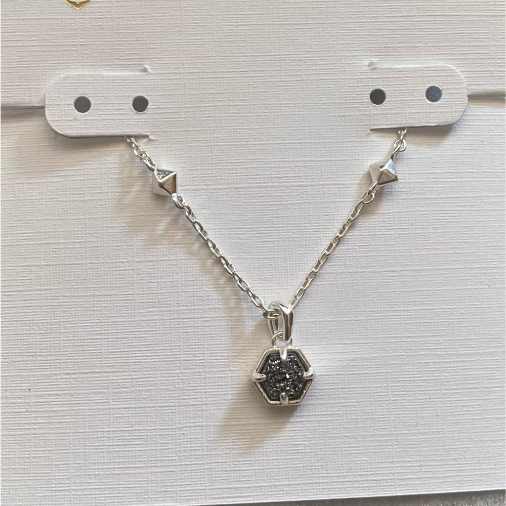 Kendra Scott Black Pendant Necklace